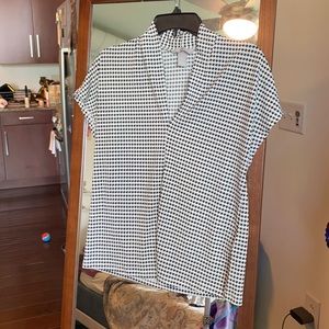 Houndstooth print short sleeve blouse